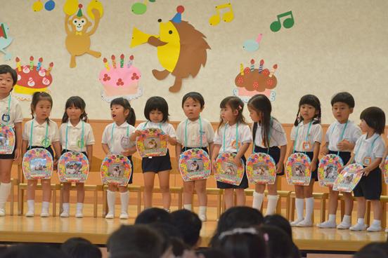 6月生まれの誕生会が開かれました♬