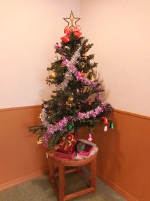 クリスマスツリーを飾りました☆:画像３