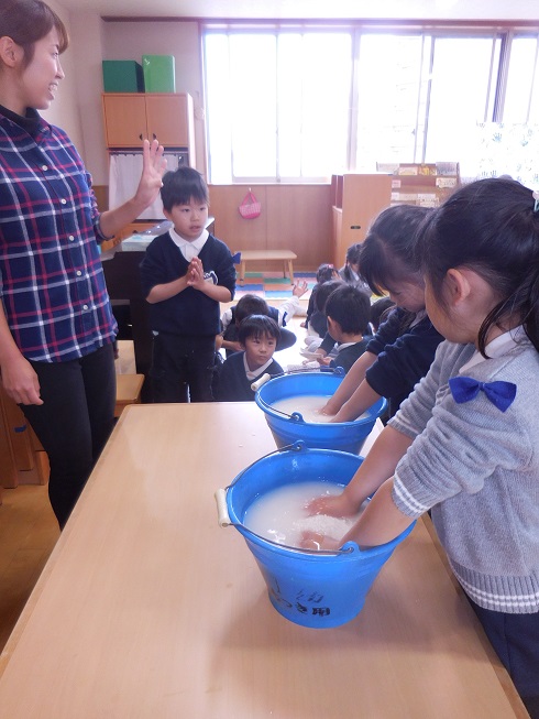 明日はもちつきです♪:画像1