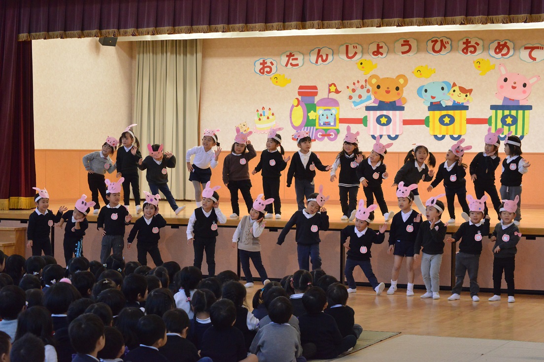 12月の誕生会をしました♪:画像3