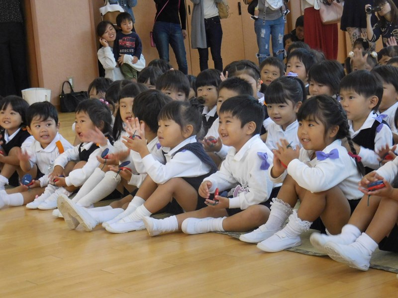 年少組の器楽遊び参観と角堀先生のオカリナコンサート♪:画像３