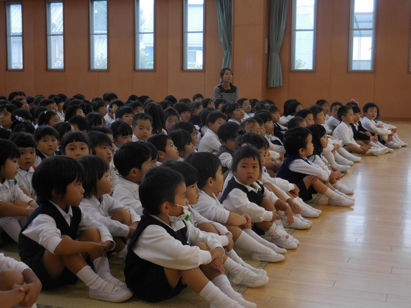 年少組の器楽遊び参観と角堀先生のオカリナコンサート♪:画像６