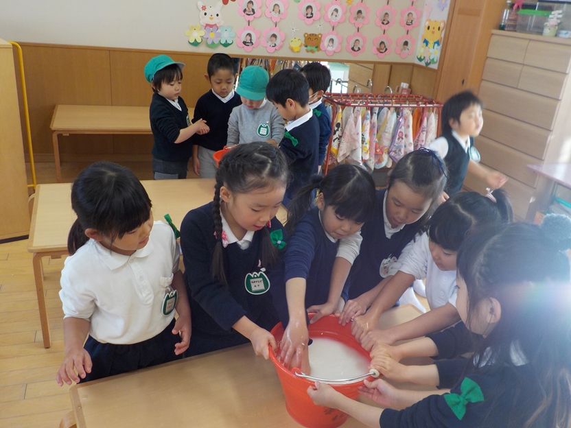 明日はもちつきです♪