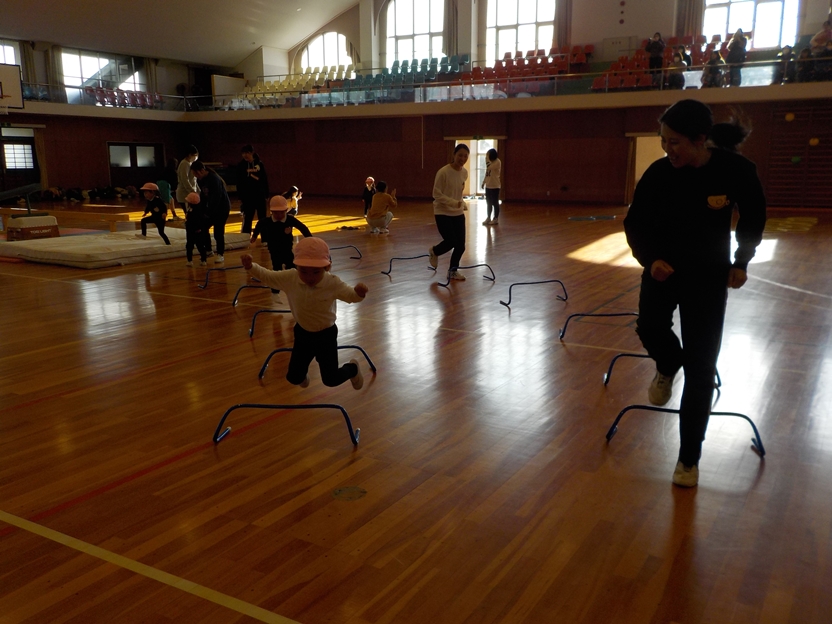 れんげ組の運動遊びがありました☆:画像３