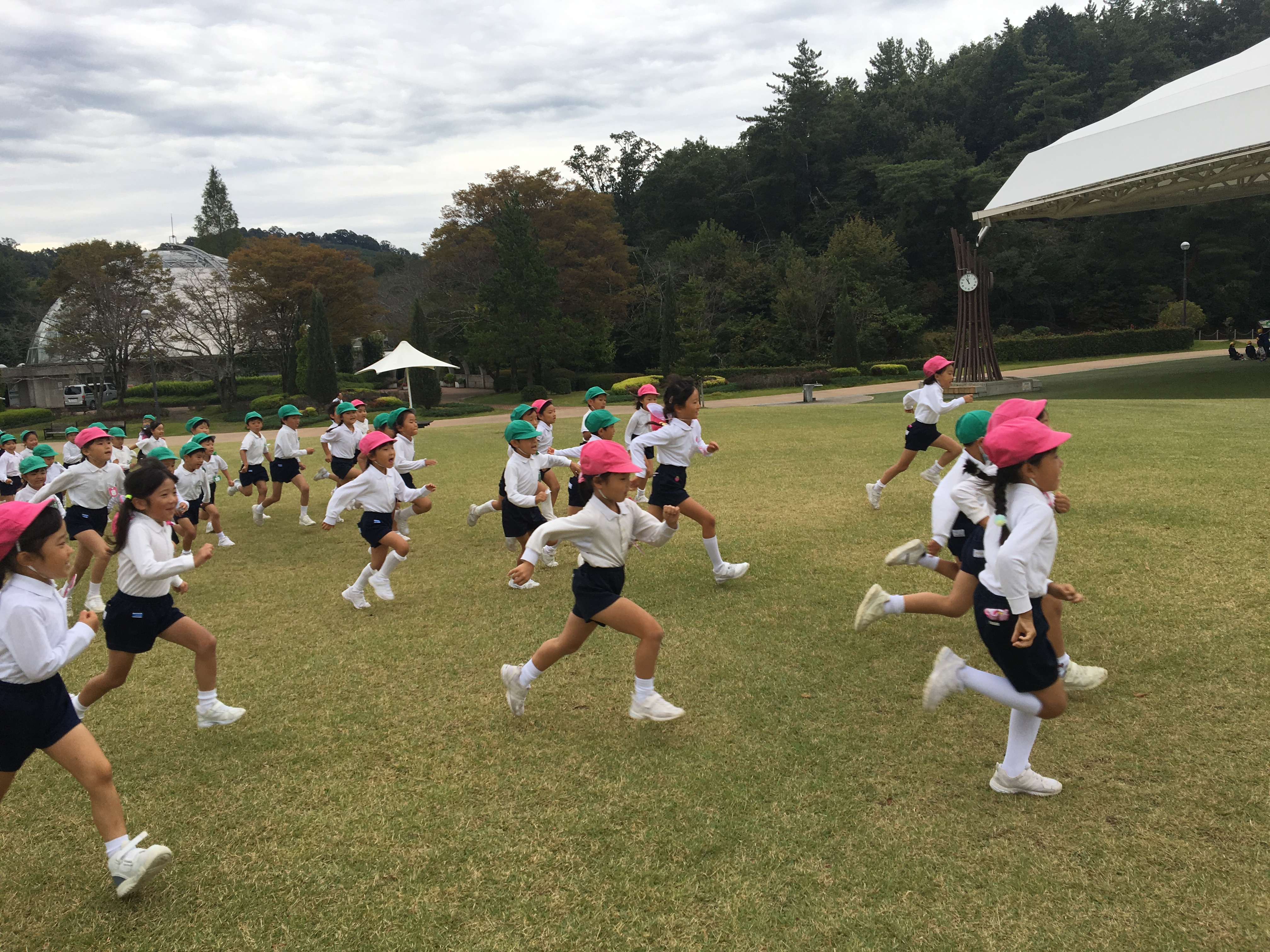 鞍ヶ池公園へ② ～年長組～:画像３