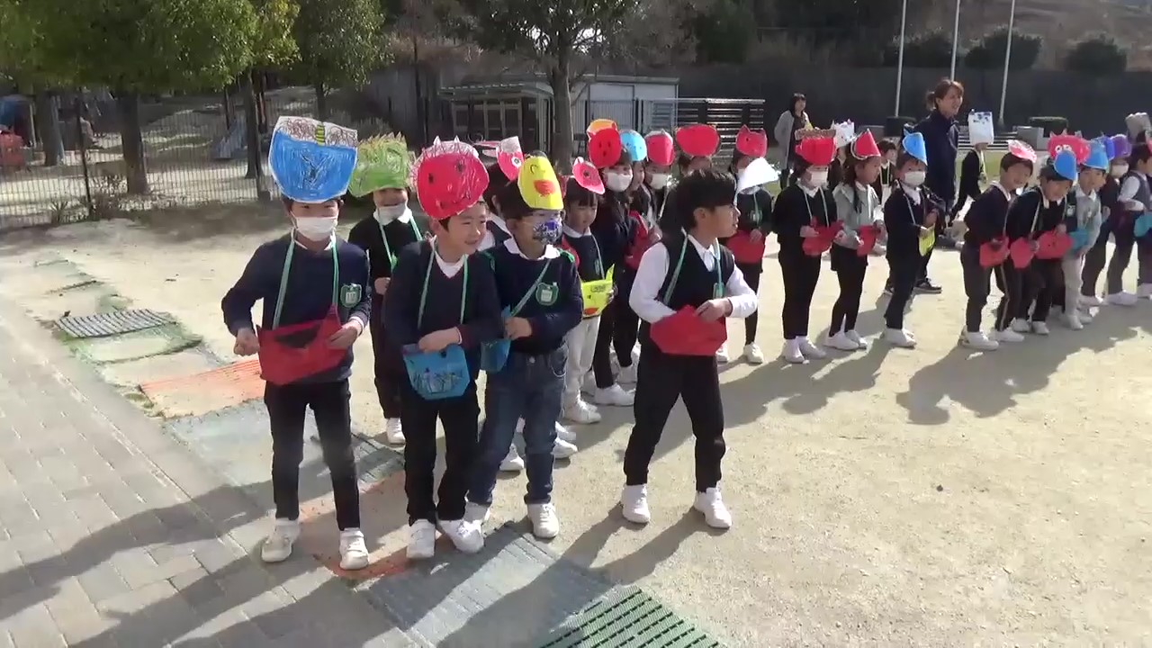 豆まきの様子をサイネージでお知らせします