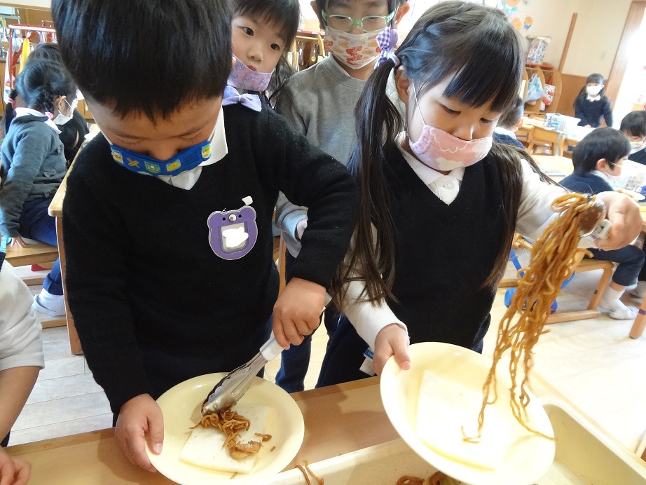クッキングをしました♪～年少～