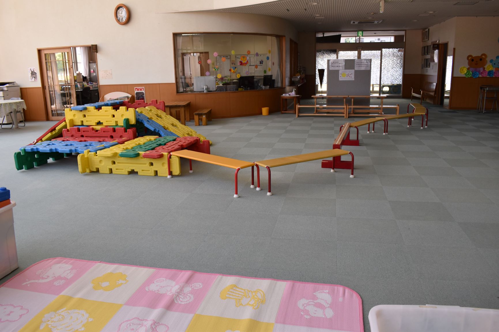 ゴールデンウイーク中の園庭・保育室利用のお知らせ