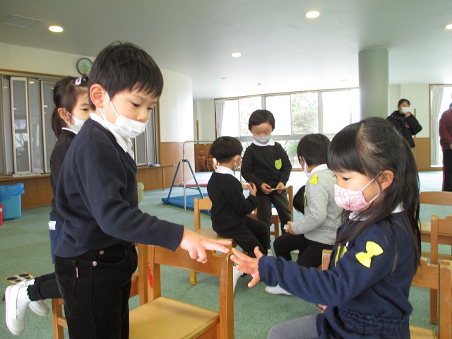 エルトン先生と遊ぼう！(年中組):画像２