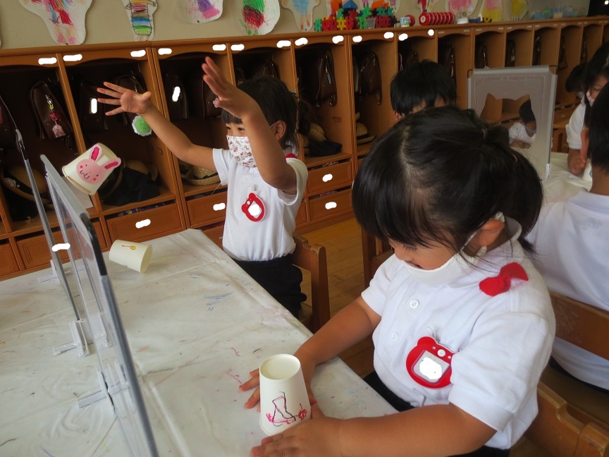 大学のお姉さんが考えてくれた制作をしました★（つばき組、ひまわり組）