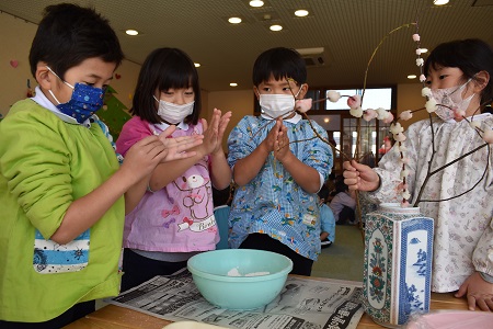 はなもちを作ったよ♡（すずらん組）:画像２