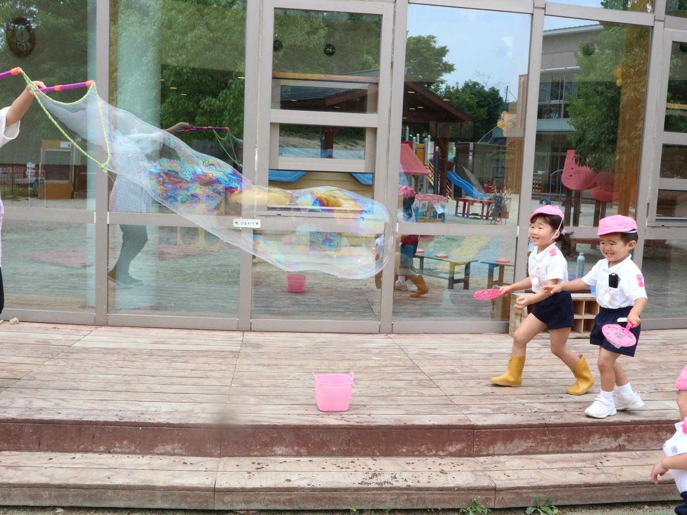 しゃぼん玉で遊びました♡(満３もも組):画像３