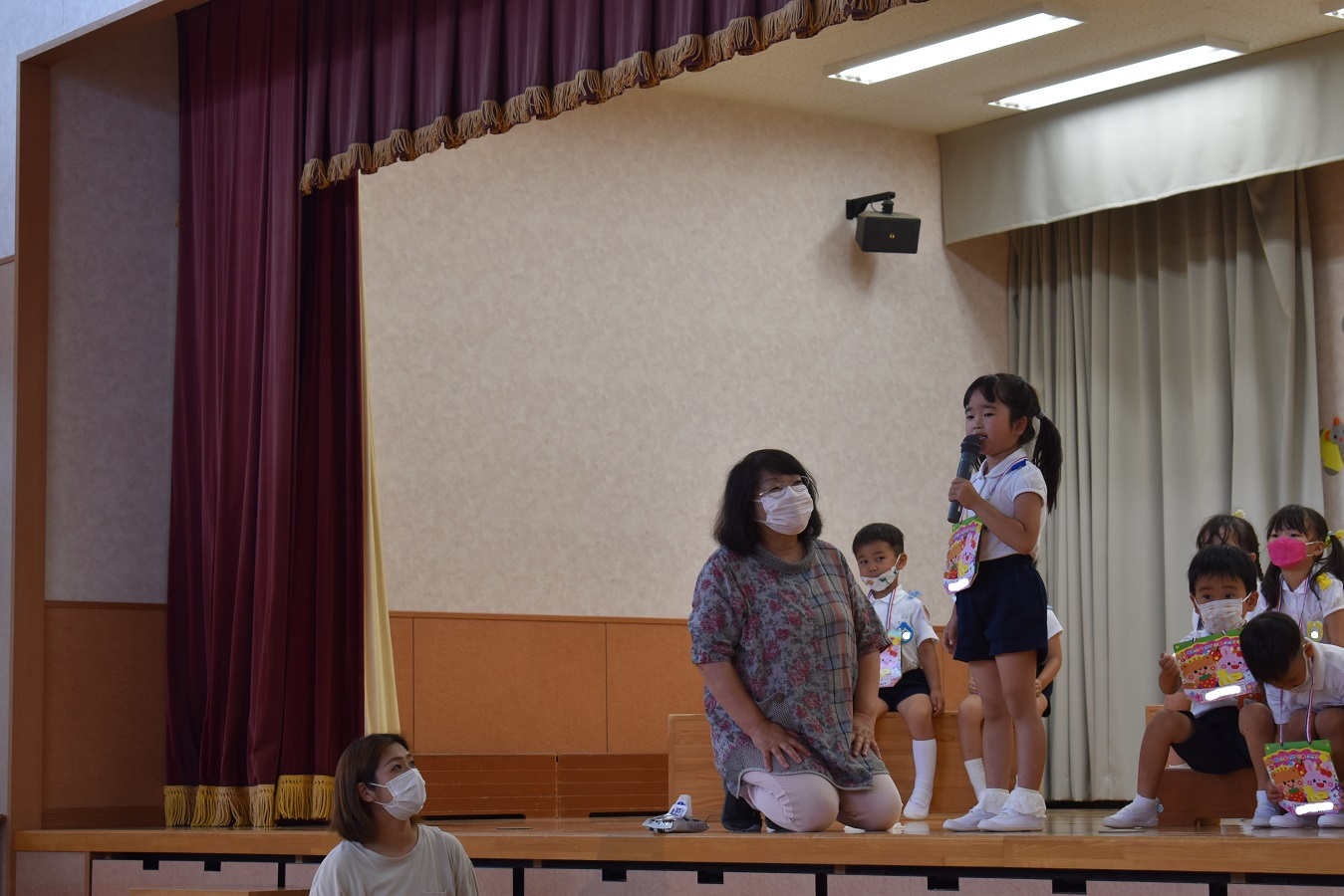 6月生まれの誕生会がありました☆:画像2