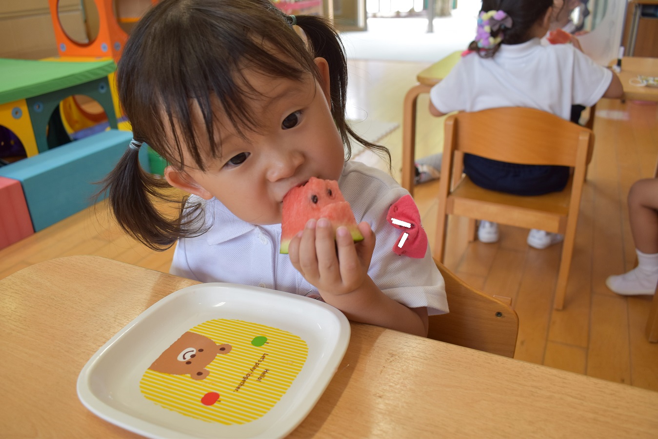 スイカを食べました♡(もも組)