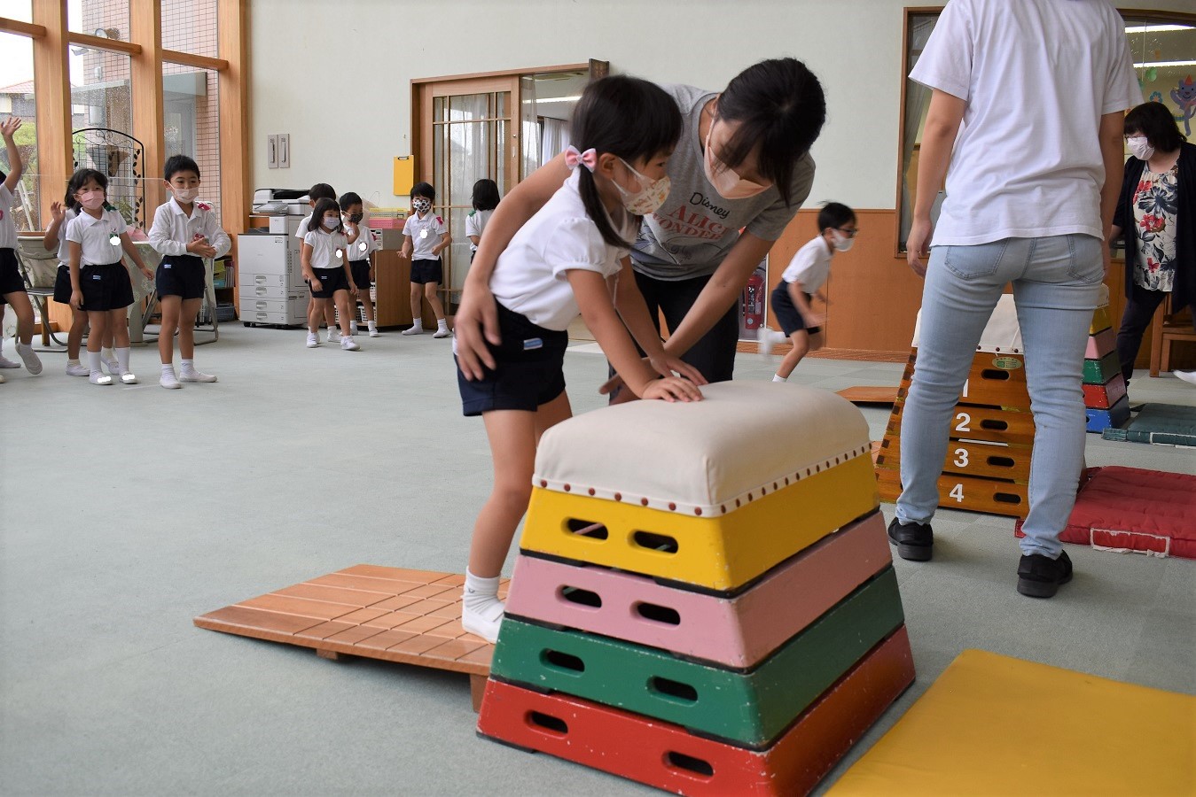 挑戦中！！(年長):画像４