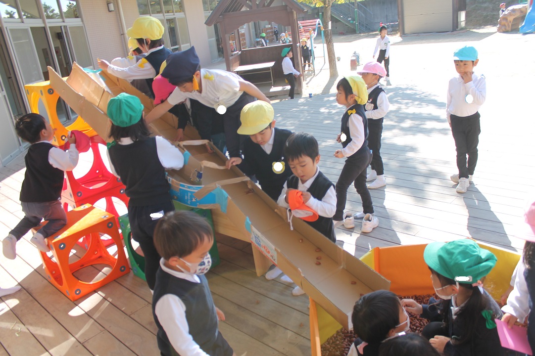 ながいなが～いどんぐり滑り台☆:画像２