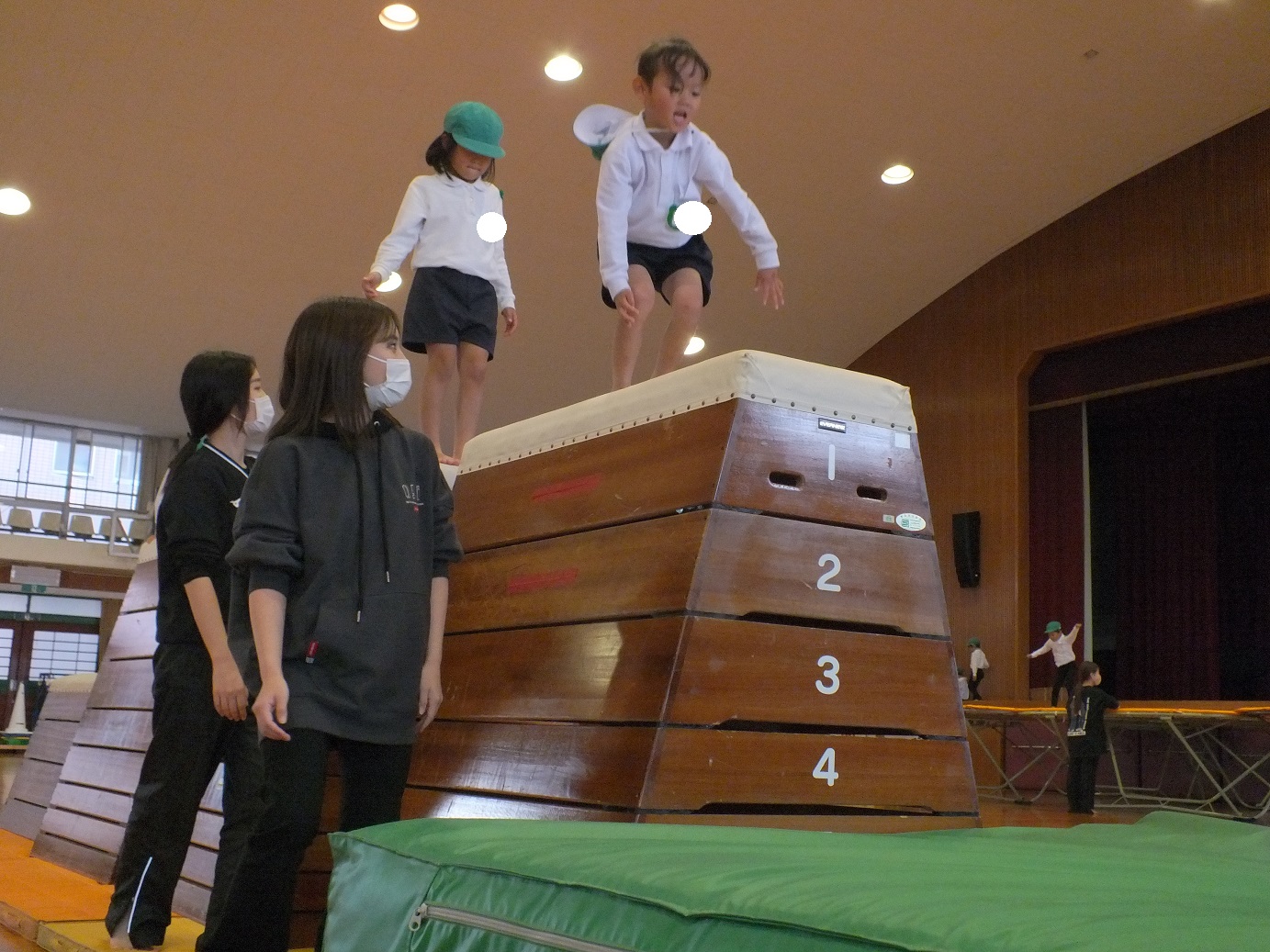 運動遊びがありました☆（すずらん組）:画像６