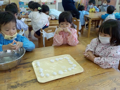 お月見団子を作ったよ♡（年少）