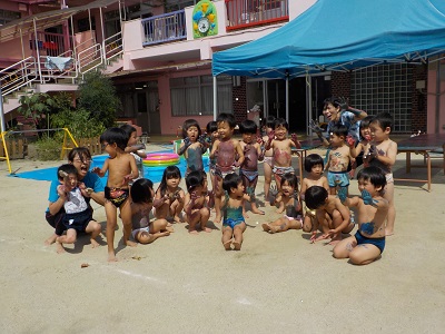 フィンガーペインティングをしました♡