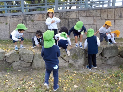 岡崎公園に秋を探しに出かけたよ☆（年少）:画像３