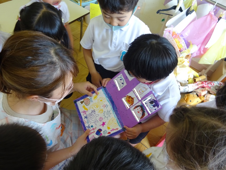 お泊り保育のグループママへの手紙渡し♬（年長）