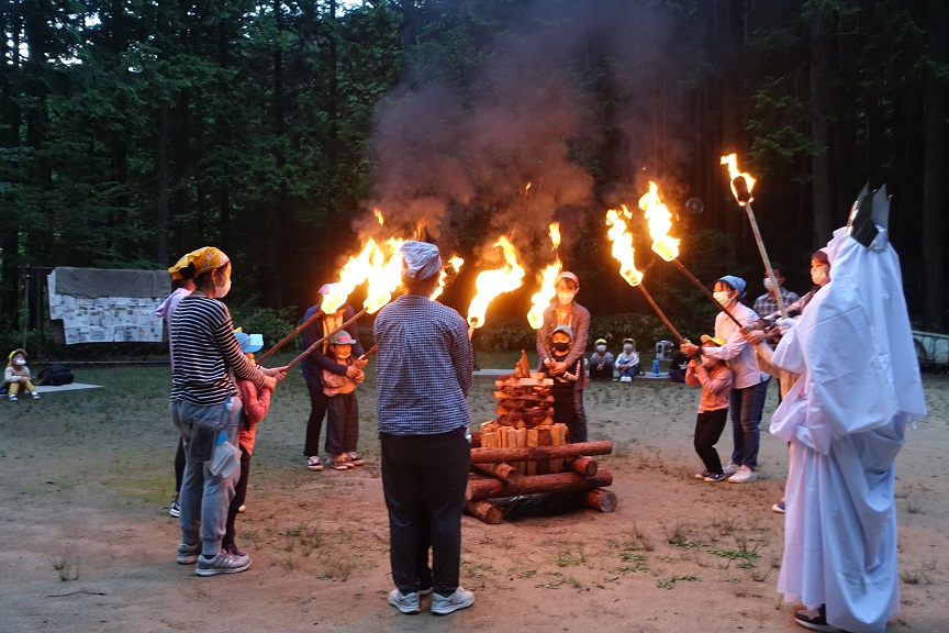 お泊まり保育★1日目～キャンプファイヤー～
