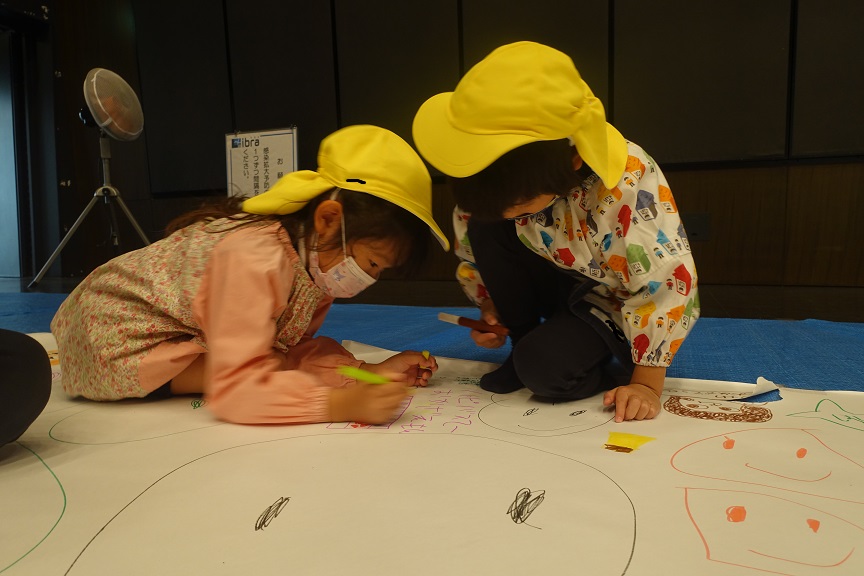 大きなオカザえもんを描きました♪(年長):画像5