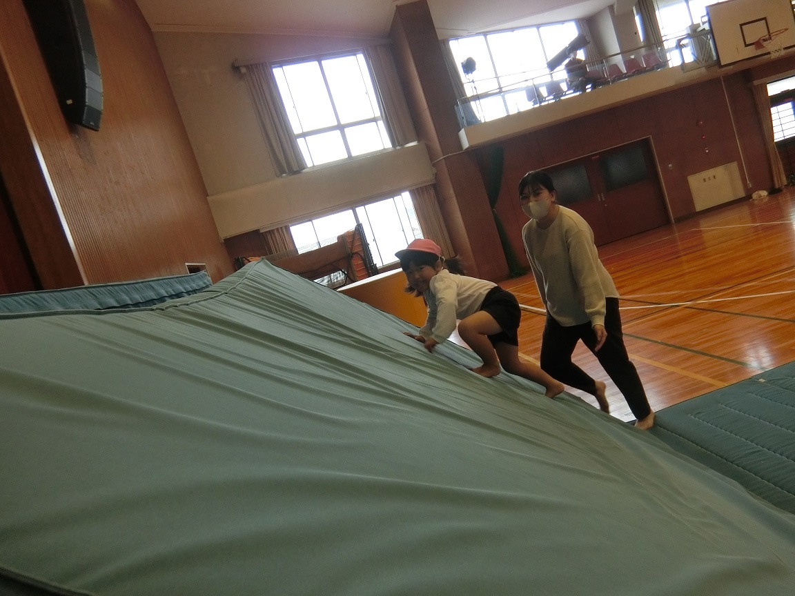 運動遊びをしました★(年少):画像3