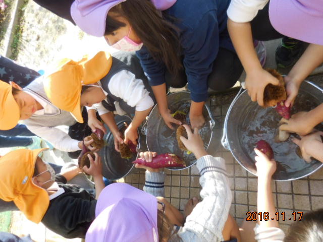 楽しかったね!焼き芋パーティー!!年中・年長♪:画像1