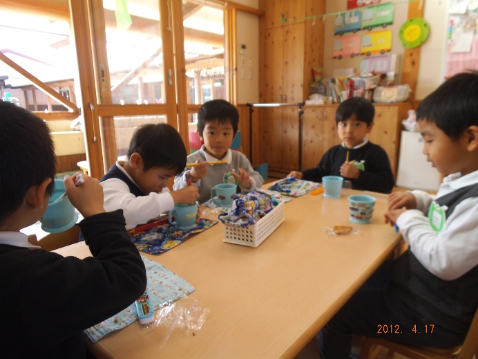 ★年中★　収穫した大根でみそ汁をつくって食べたよ