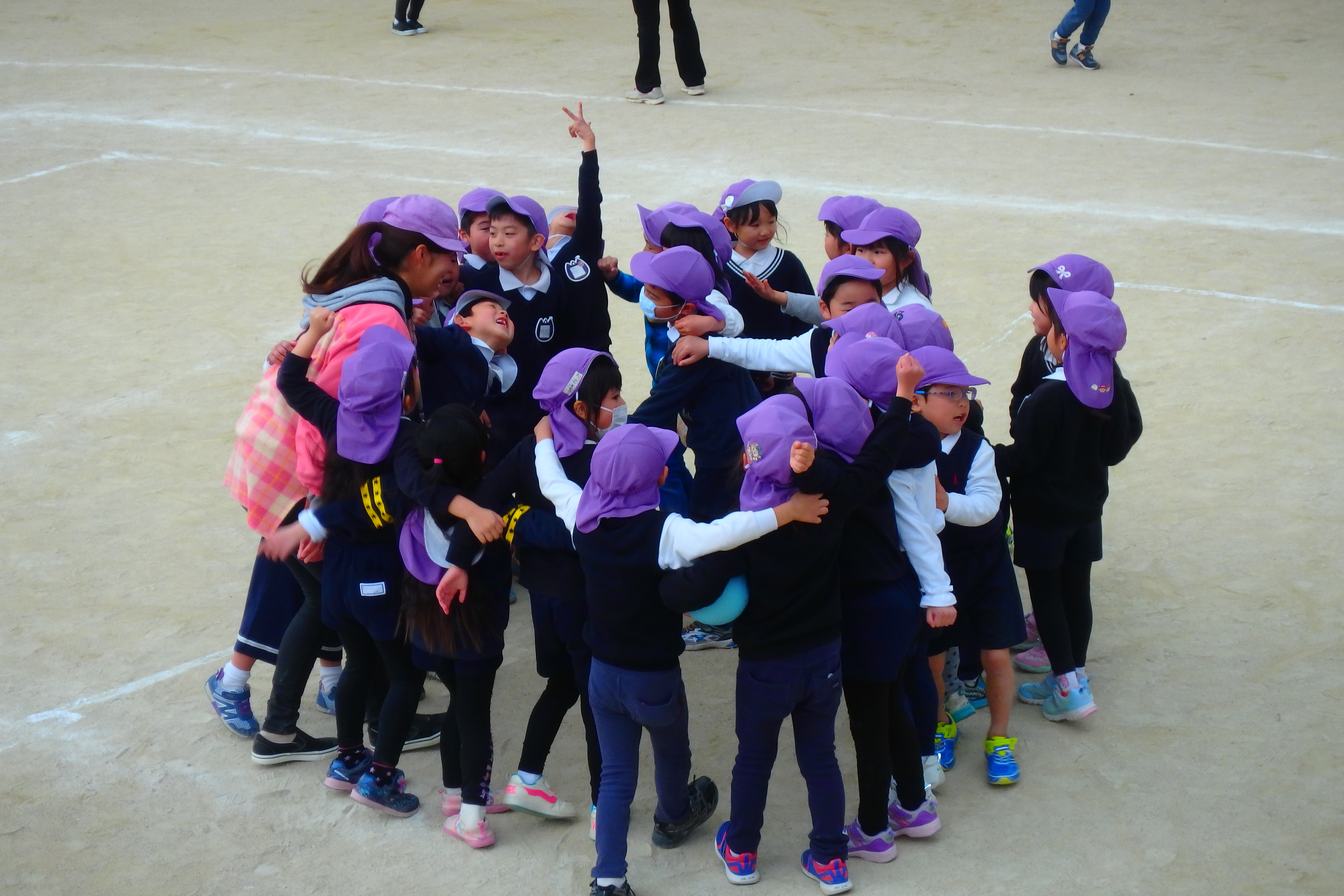 つきvsほし　ドッヂボール対決！！