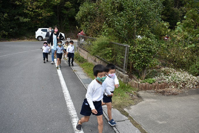 避難訓練(地震・火災)4回目を行いました。:画像3