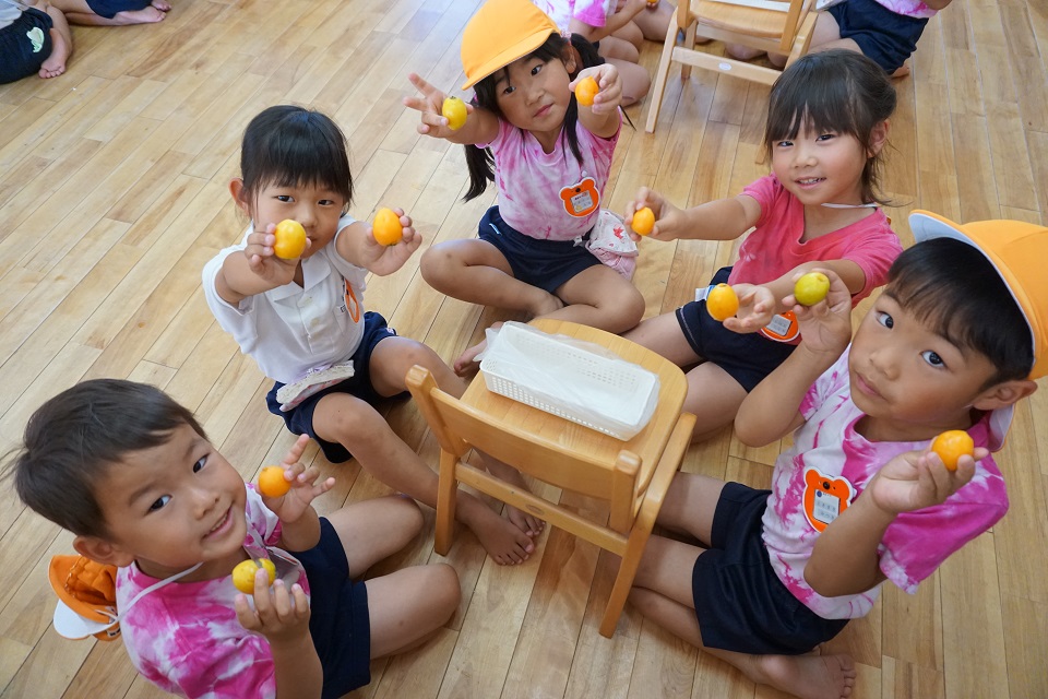 ★びわを食べたよ★ほしぐみ:画像5