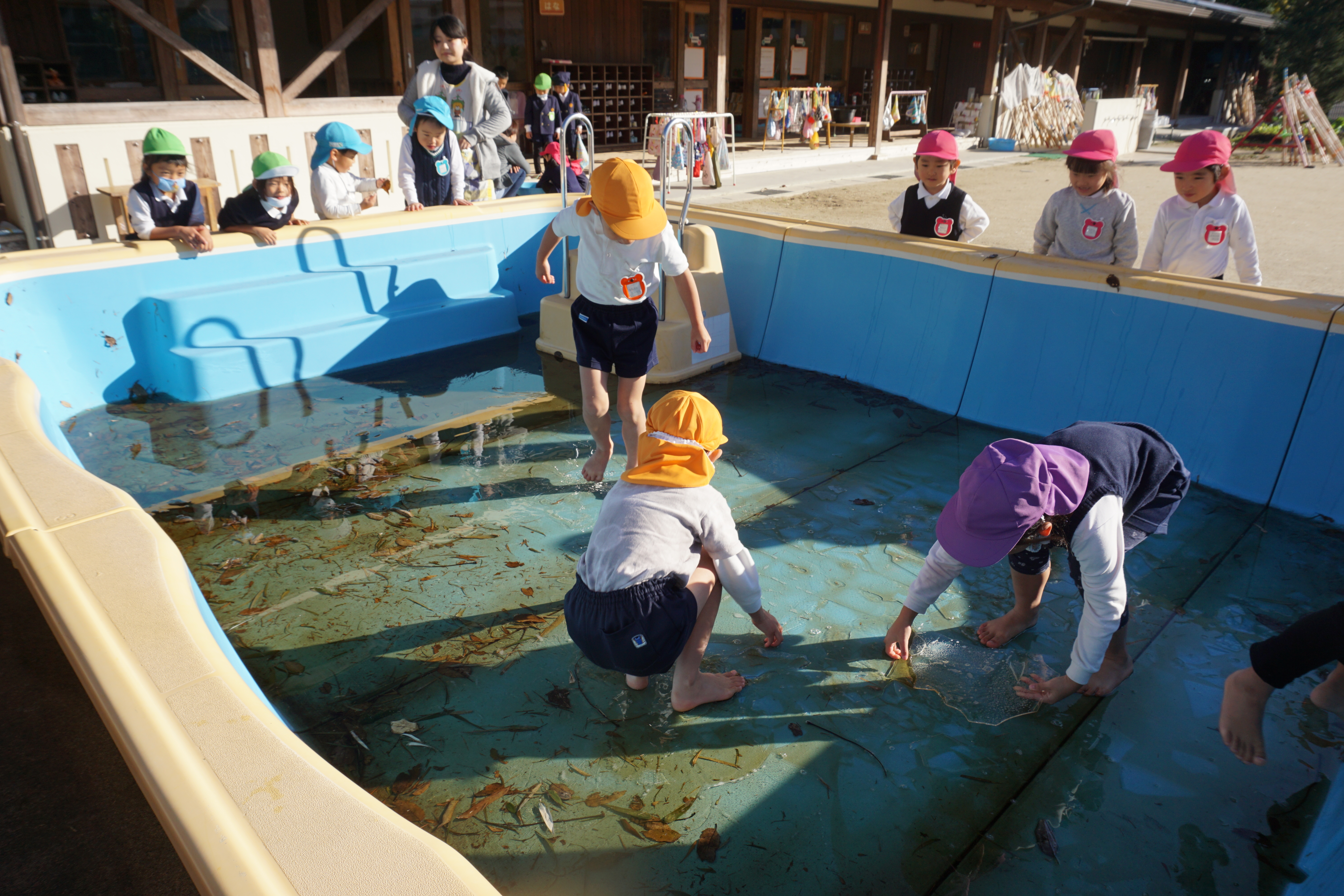 幼稚園に冬がやってきたよ！:画像５