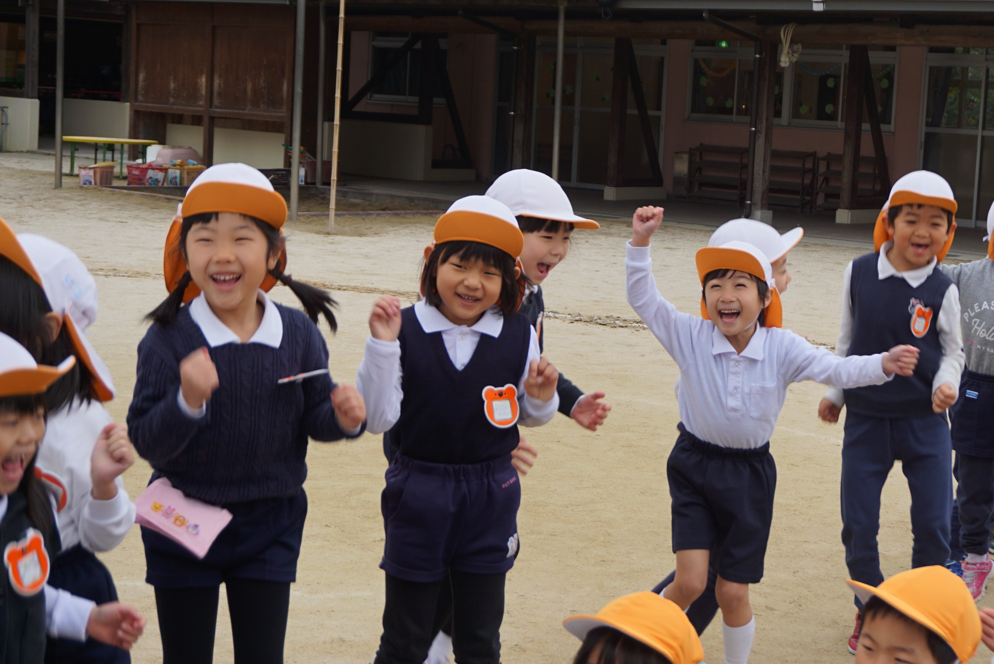 ★年長★リレー・ドッジボールをして遊んだよ!:画像4