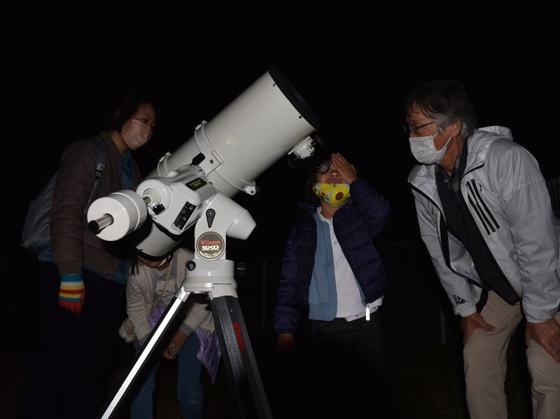 月食と惑星の観察会を開催しました！:画像４